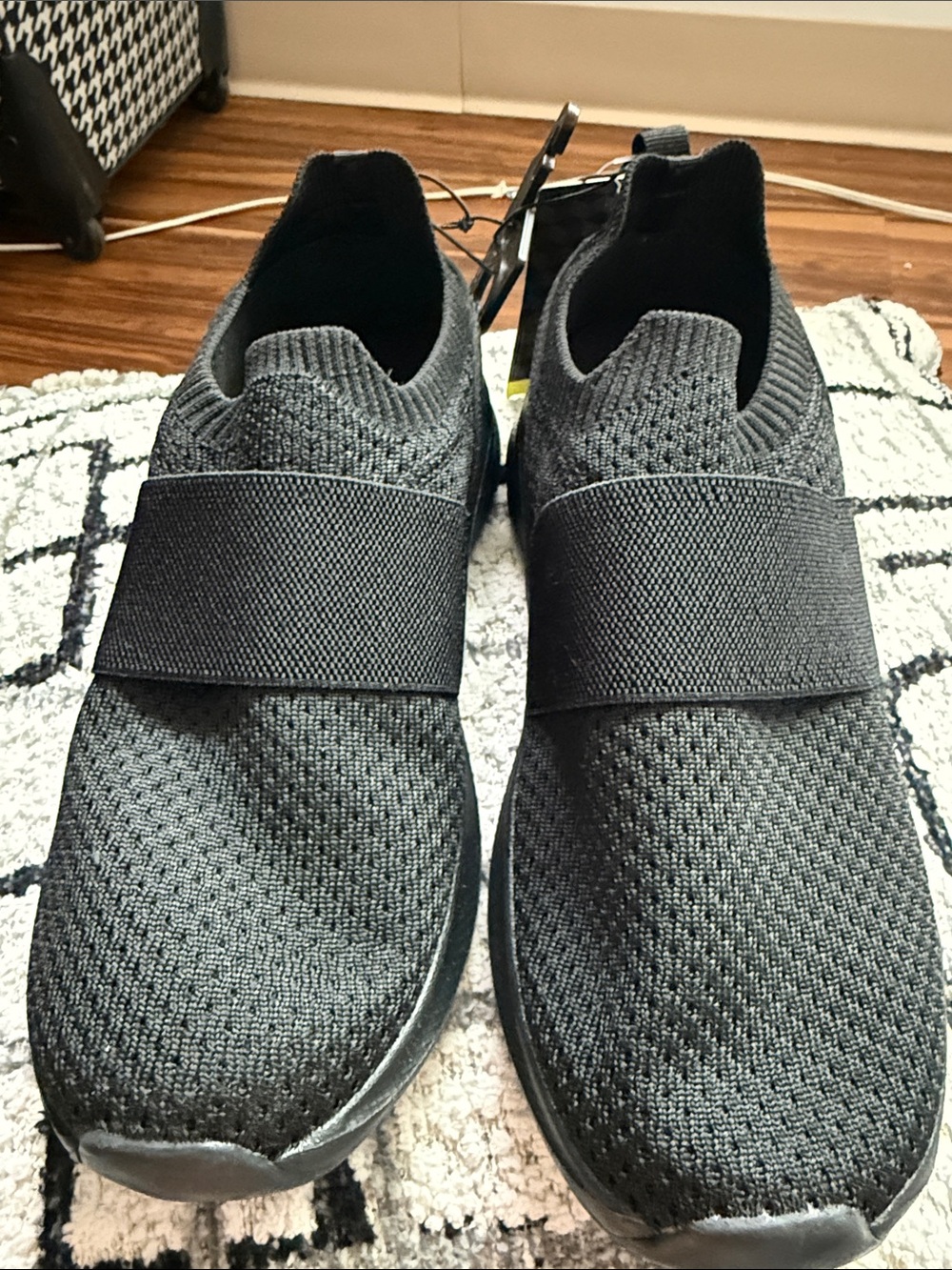 Athletic Works Women's Black Slip-On Knit Sneakers with Elastic Strap